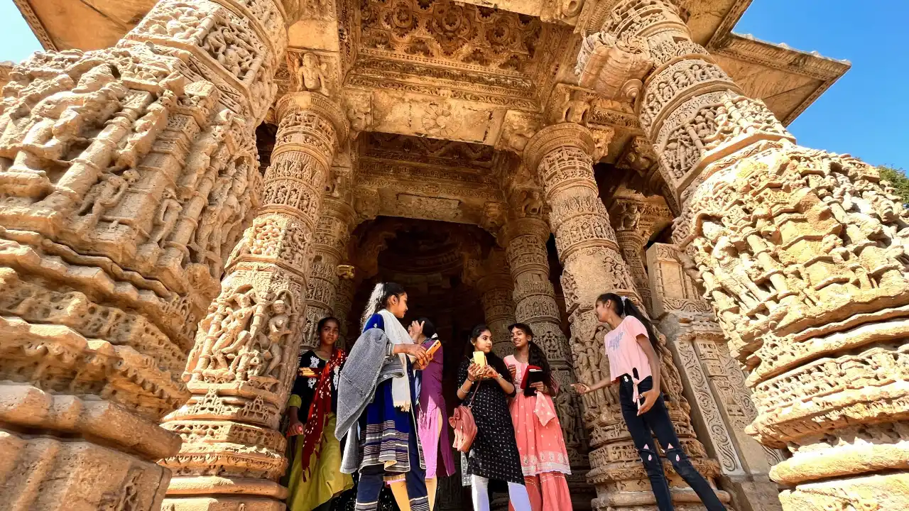 Modhera Sonnen Temple Gujarat Indien